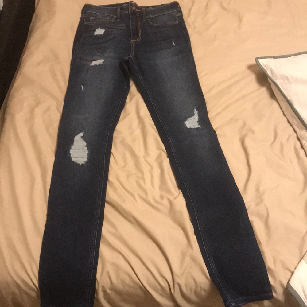 Ripped Skinny Jeans